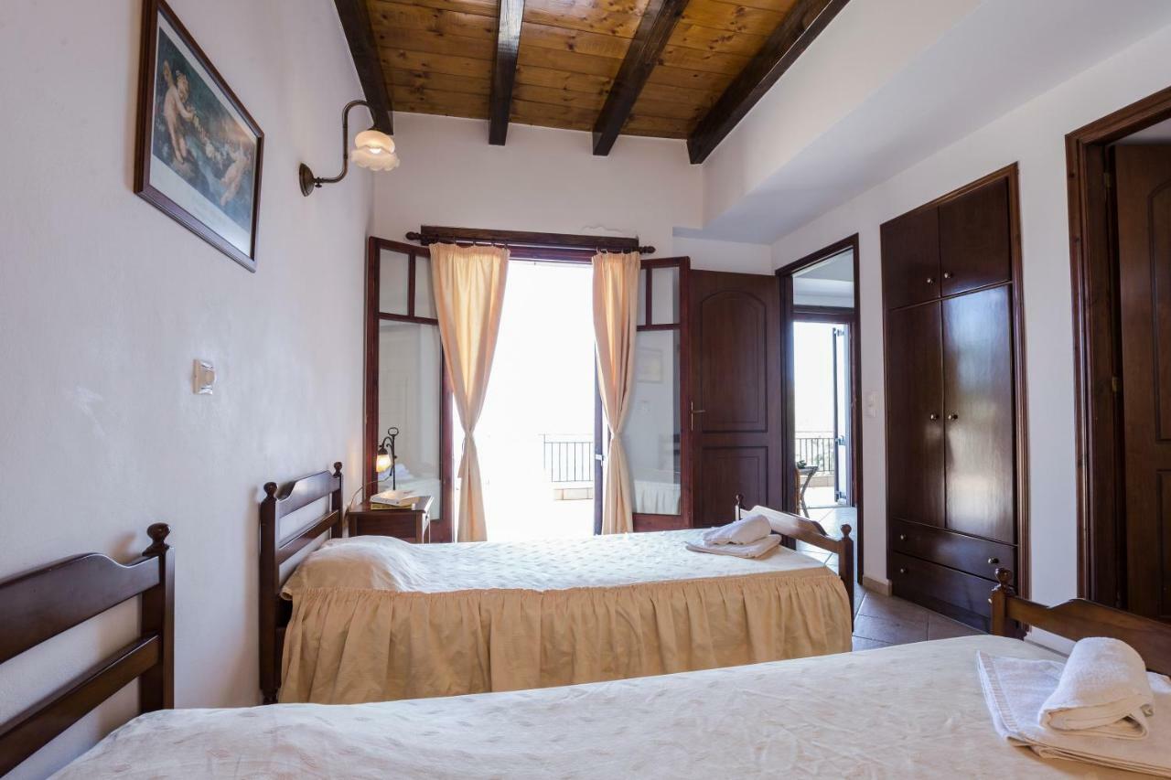 Pericles Beach Villa كيساموس المظهر الخارجي الصورة