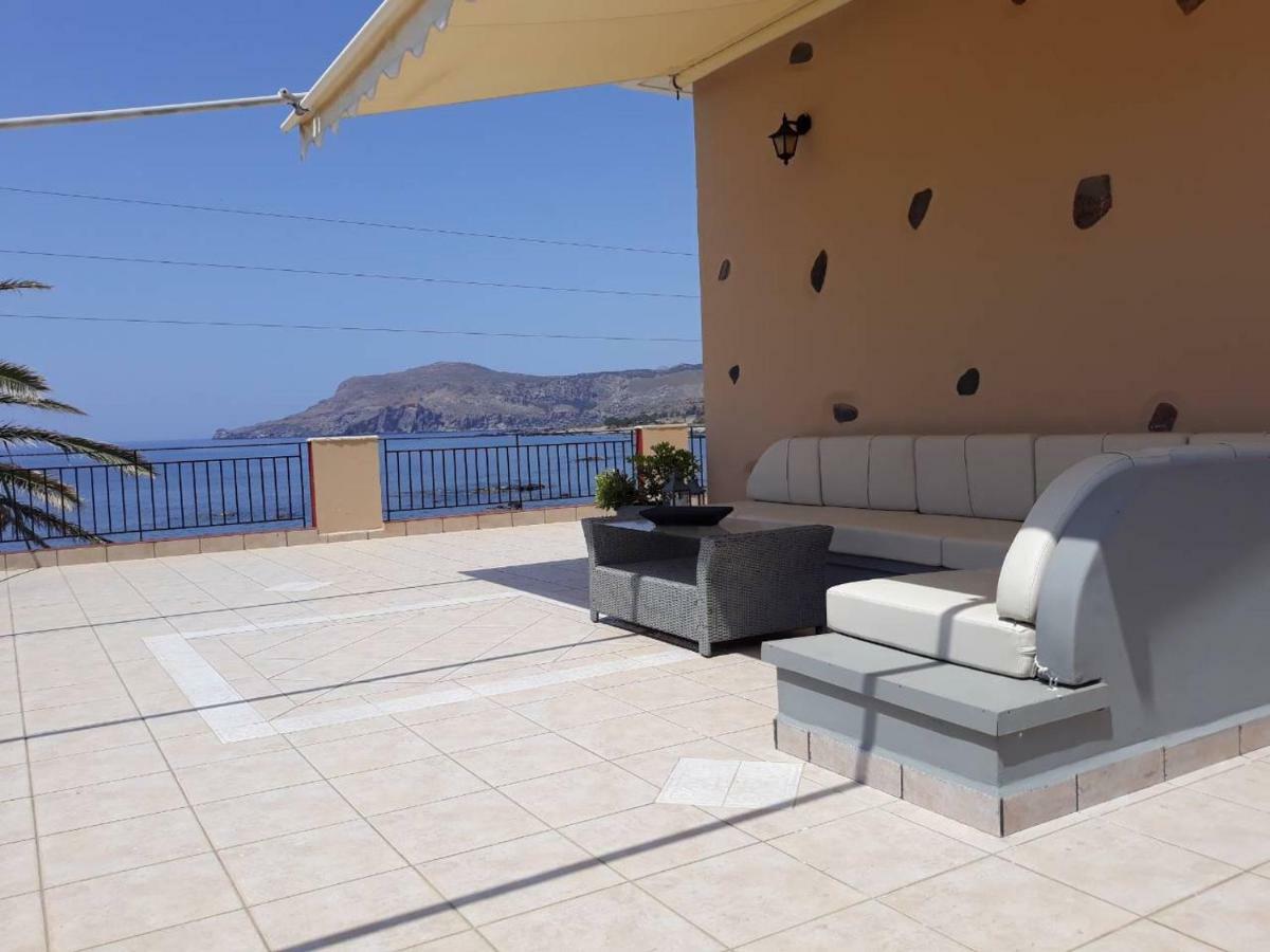 Pericles Beach Villa كيساموس المظهر الخارجي الصورة